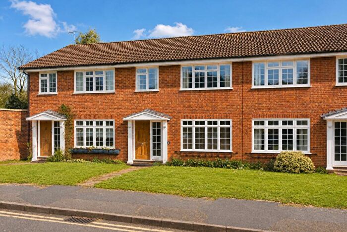 3 Bedroom Terraced House For Sale In Raymer Close, St. Albans, Hertfordshire, AL1