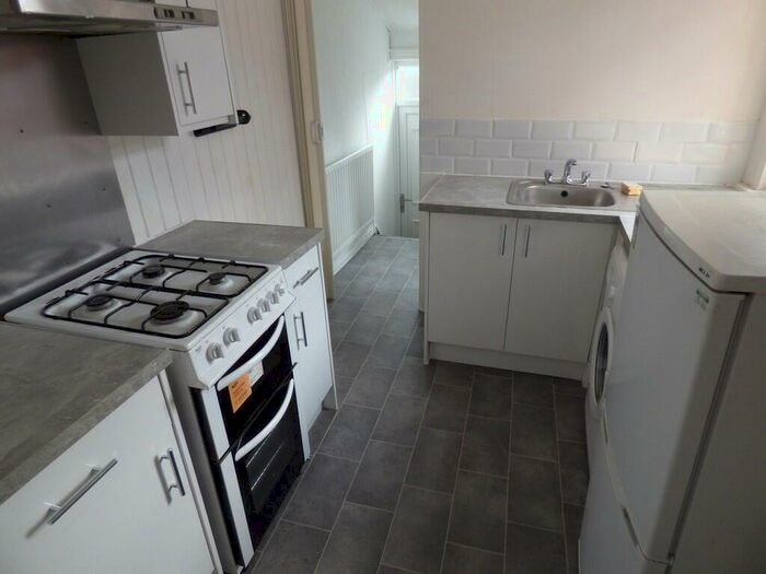 2 Bedroom Flat To Rent In Cartington Terrace, Heaton, NE6