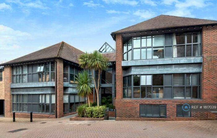 1 Bedroom Flat To Rent In Capitol House, Winchester, SO23