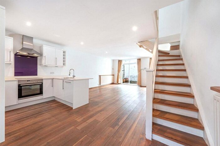 3 Bedroom Mews To Rent In Ainger Mews, Primrose Hill, NW3