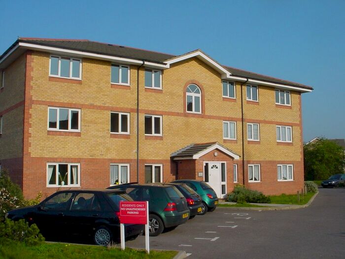 2 Bedroom Flat To Rent In Bentley Drive, Church Langley, Harlow, CM17