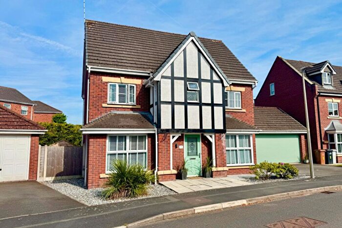 6 Bedroom Detached House For Sale In Sherratt Close, Stapeley, Nantwich, Cheshire, CW5