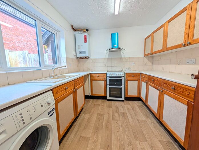 3 Bedroom House To Rent In Lindford Drive, Norwich, NR4