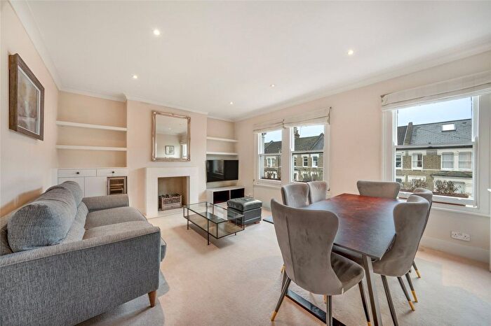 3 Bedroom Flat To Rent In Croxley Road, Maida Vale, London, W9