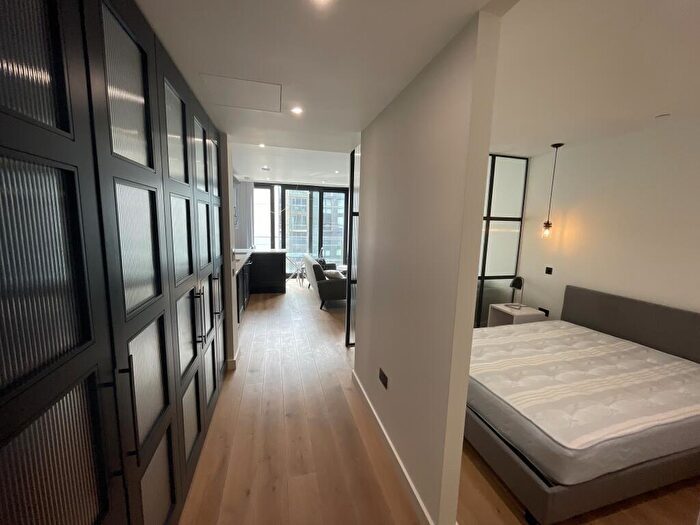 Studio To Rent In London Dock, Emery Wharf, Emery Way, Tower Hamlets, London, E1W
