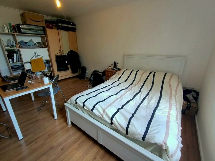 4 Bedroom Terraced House To Rent In Holland Walk, London, N19