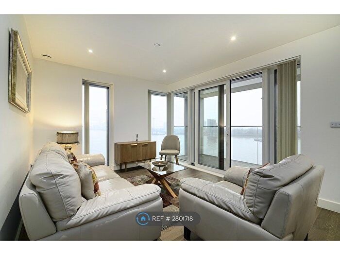 2 Bedroom Flat To Rent In Deveraux House, London, SE18