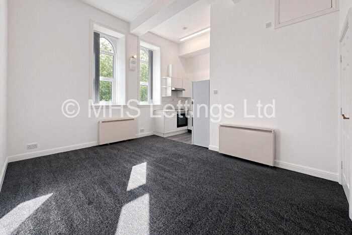 2 Bedroom Apartment To Rent In Flat, Olivias Court, Smith Lane, Bradford, BD9