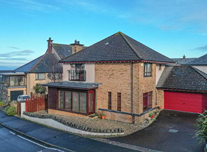 4 Bedroom Detached House For Sale In Cove Hill, Bangor, BT19