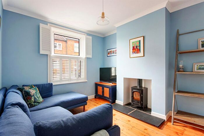 4 Bedroom End Of Terrace House For Sale In Buckhurst Avenue, Sevenoaks, TN13