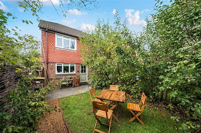 3 Bedroom End Of Terrace House For Sale In Neville Drive, Romsey, Hampshire, SO51