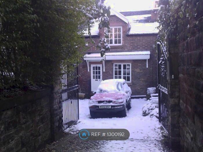 2 Bedroom Semi-Detached House To Rent In Croxteth Road, Liverpool L8