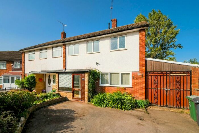 3 Bedroom Semi-Detached House To Rent In Low Hall Close, London, E4