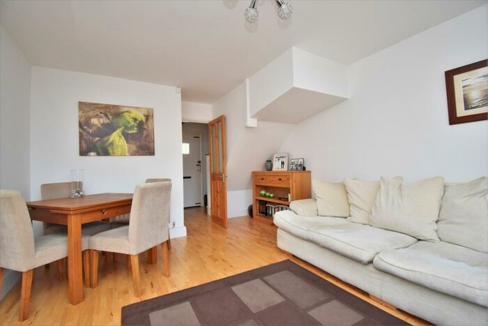 2 Bedroom Terraced House To Rent In Alice Thompson Close Grove Park, SE12