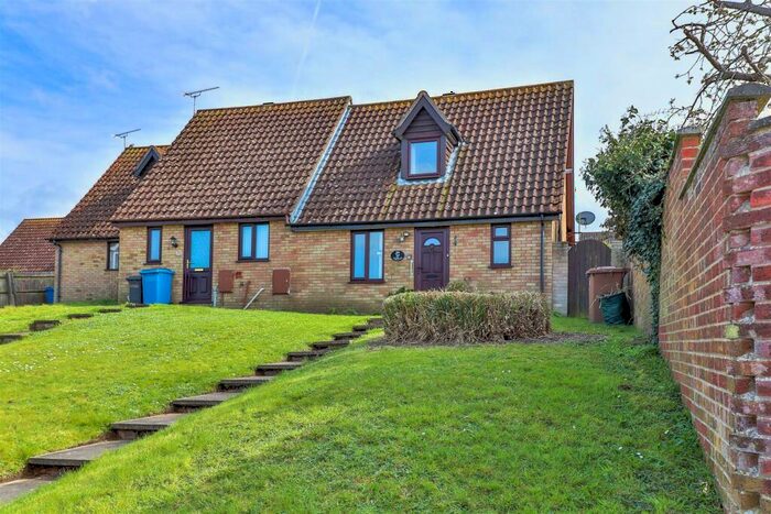 1 Bedroom Cottage For Sale In Stockton Close, Hadleigh, Ipswich, IP7