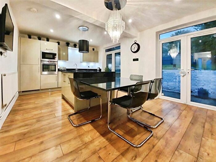 3 Bedroom Semi-Detached House To Rent In Maidstone Road, Rochester, Kent, ME1