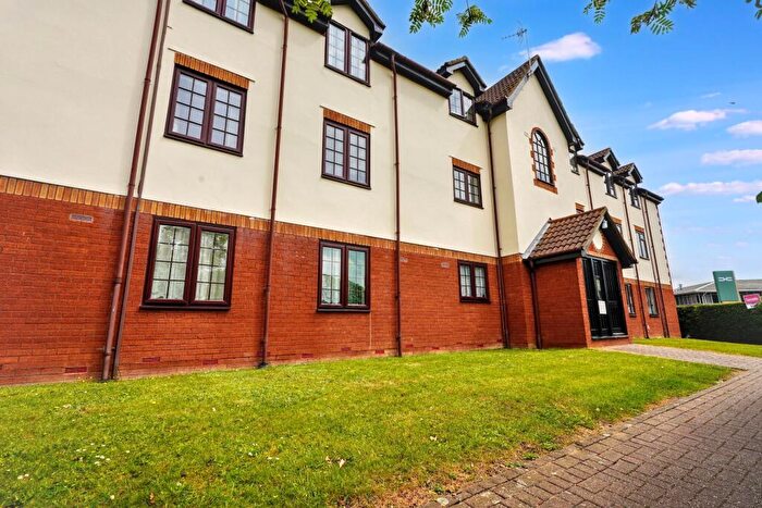 2 Bedroom Apartment For Sale In Cromwell Road, Letchworth Garden City, SG6