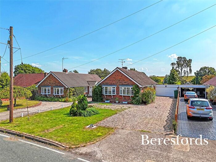 3 Bedroom Bungalow For Sale In Church Road, West Hanningfield, CM2
