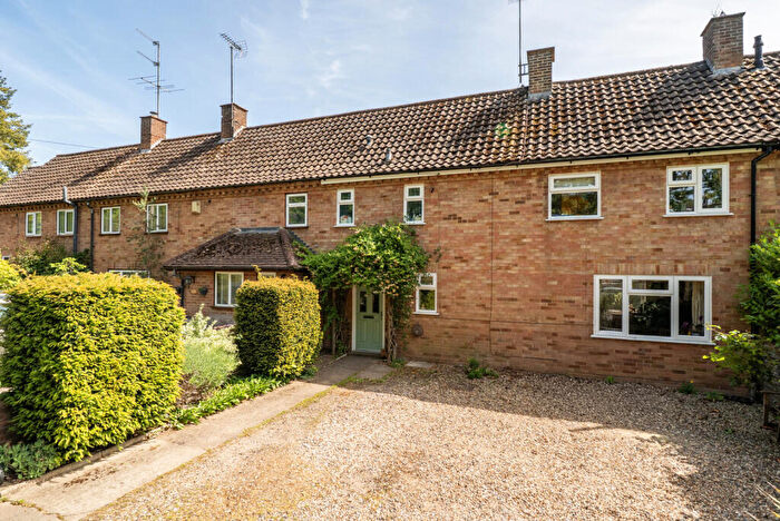 3 Bedroom Terraced House For Sale In Elvendon Road, Goring, Reading, Oxfordshire, RG8