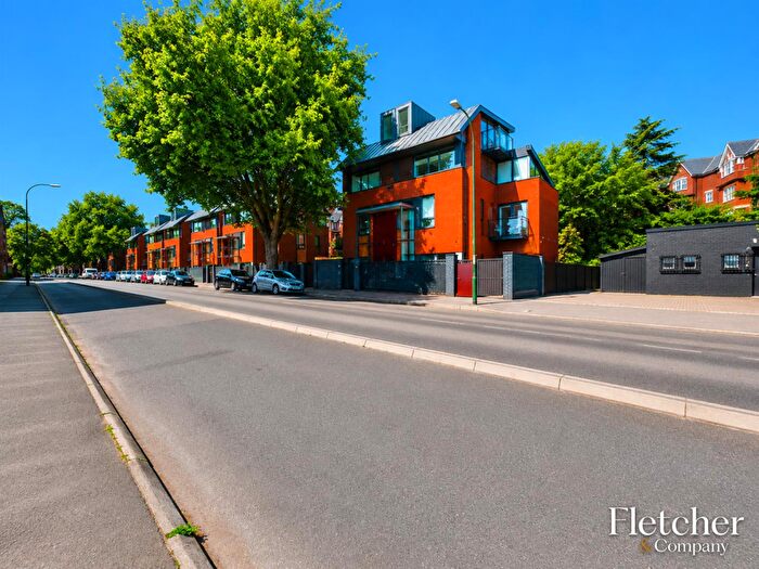 2 Bedroom Apartment To Rent In Duplex Apartment With Balcony, Castle Boulevard, Nottingham, NG7