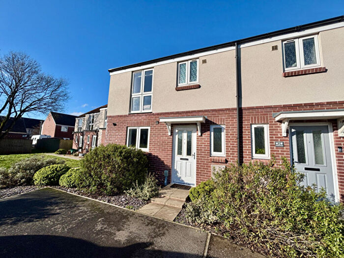 3 Bedroom Semi Detached House For Sale In Linnett Court, Lydney, GL15