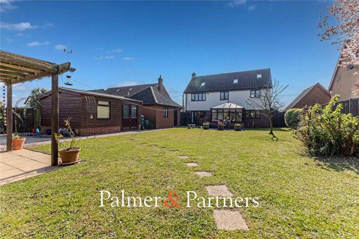 6 Bedroom Detached House For Sale In Lower Farm Road, Ringshall, Stowmarket, Suffolk, IP14