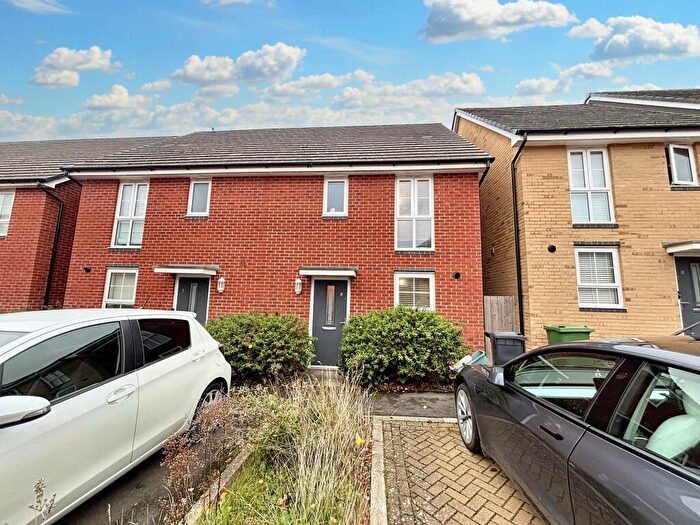 3 Bedroom Semi Detached House To Rent In Square Leaze, Patchway, BS34