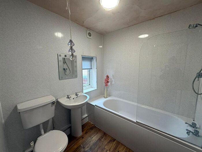 1 Bedroom Flat To Rent In Oak Grove, Newcastle Upon Tyne, NE12