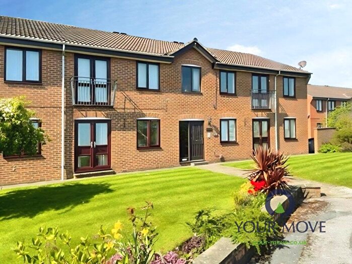 2 Bedroom Flat To Rent In Midhope Way, Barnsley, S75