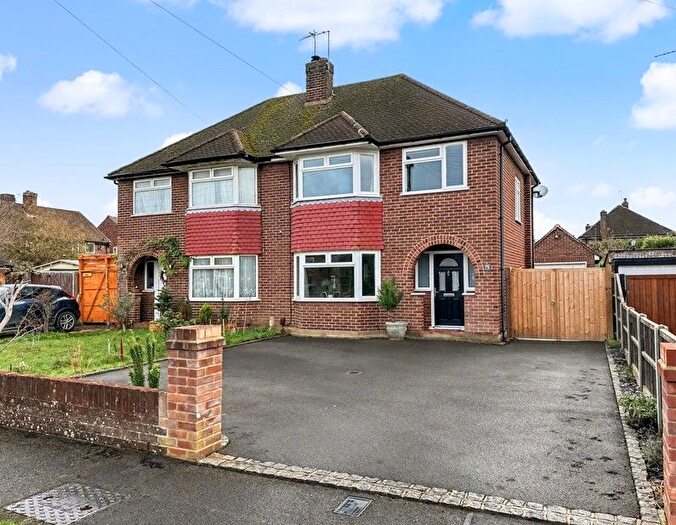 3 Bedroom Semi Detached House For Sale In Selbourne Avenue, New Haw, Addlestone, KT15
