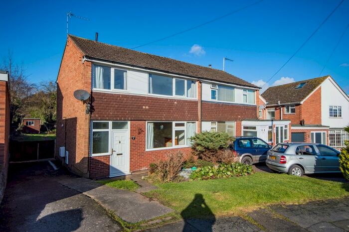 3 Bedroom Semi-Detached House To Rent In Severn Way, Bewdley DY12