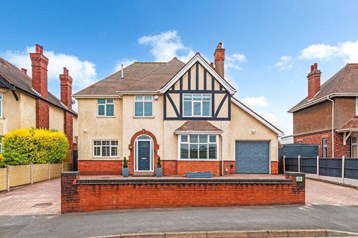 4 Bedroom Detached House For Sale In Worcester, Worcestershire, WR3