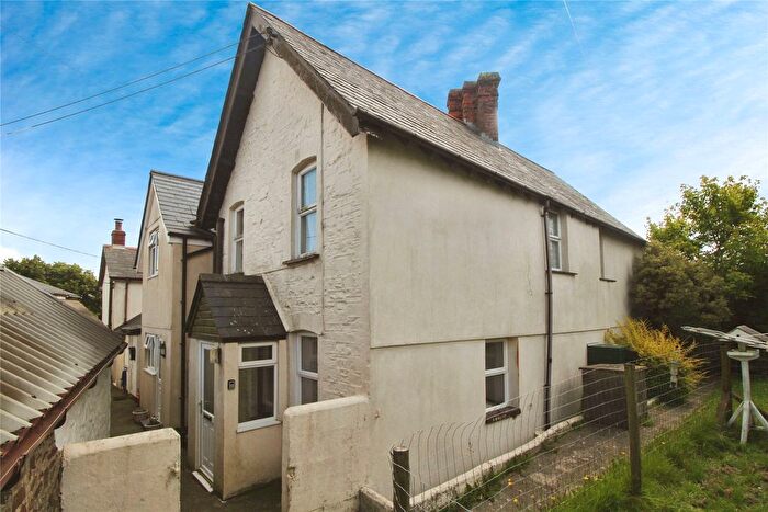 2 Bedroom End Of Terrace House For Sale In Bradworthy, Holsworthy, EX22