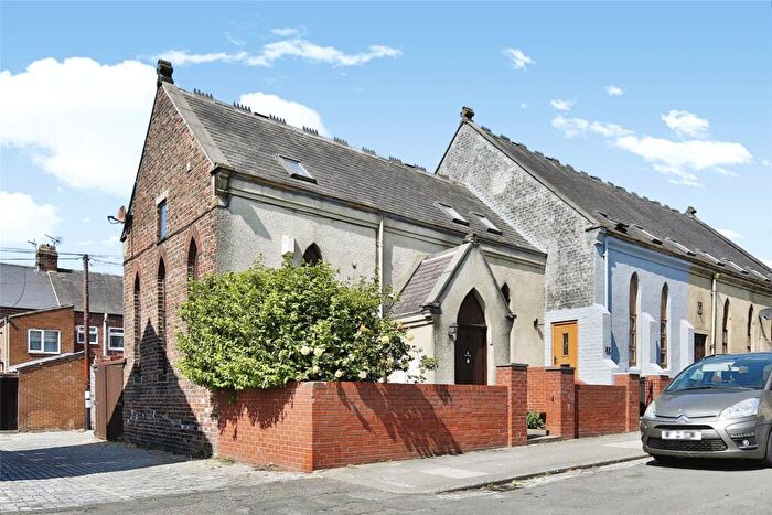 3 Bedroom End Of Terrace House For Sale In Alexander Street, Darlington, Durham, DL1