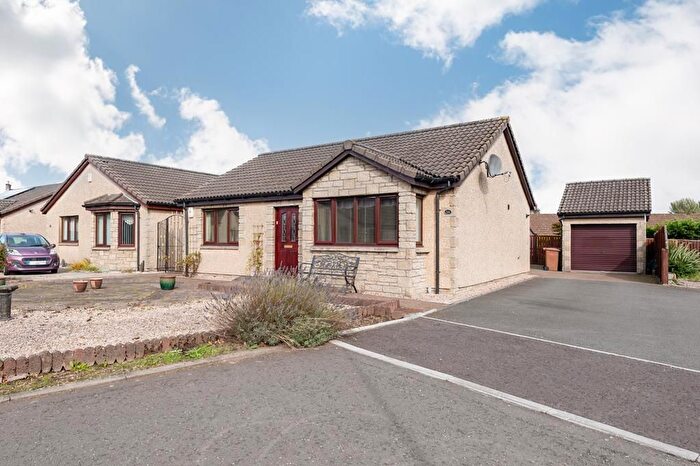 3 Bedroom Detached Bungalow For Sale In Durie Bank, Windygates, KY8