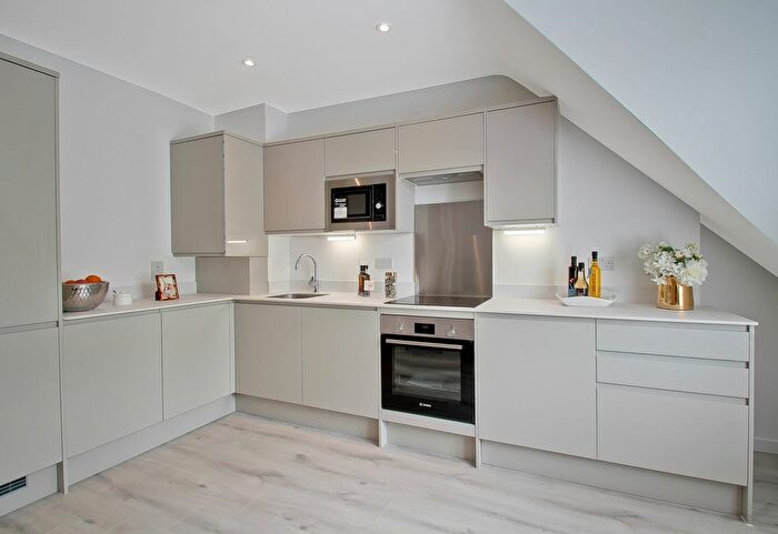 2 Bedroom Flat To Rent In Anson Road, Willesden Green, NW2
