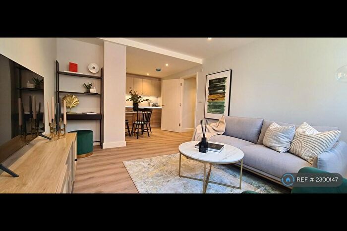 2 Bedroom Flat To Rent In Christchurch Road, Bournemouth, BH1