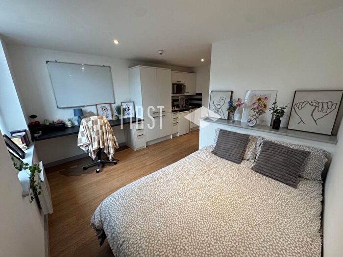 Studio To Rent In Percy Road, Aylestone, LE2