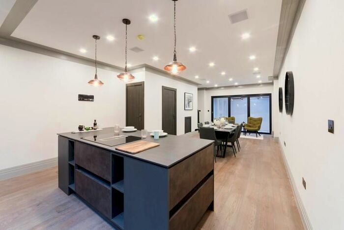 4 Bedroom Terraced House To Rent In St. Pauls Crescent, Camden, NW1