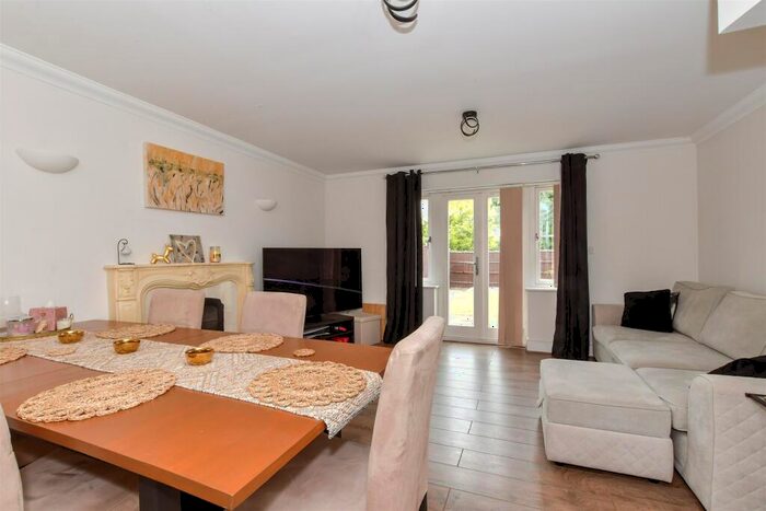 2 Bedroom Terraced House For Sale In Oak Close, Sittingbourne, Kent, ME9