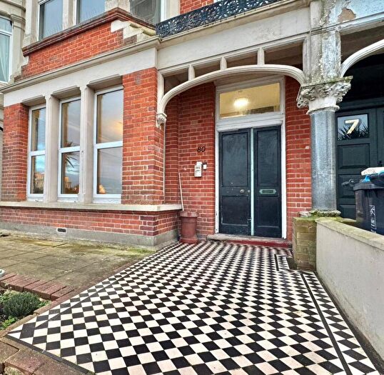 2 Bedroom Flat To Rent In Eastern Esplanade, Cliftonville, Margate, Kent, CT9