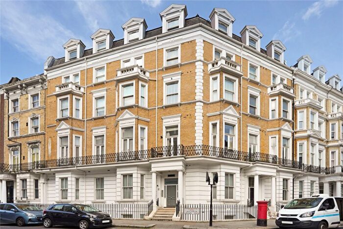 Studio For Sale In Knaresborough Place, Earl's Court, SW5