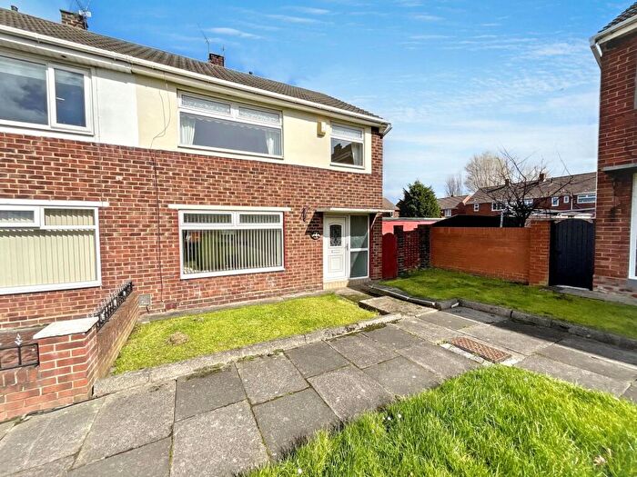 3 Bedroom End Of Terrace House For Sale In Cedar Grove, Hebburn, NE31