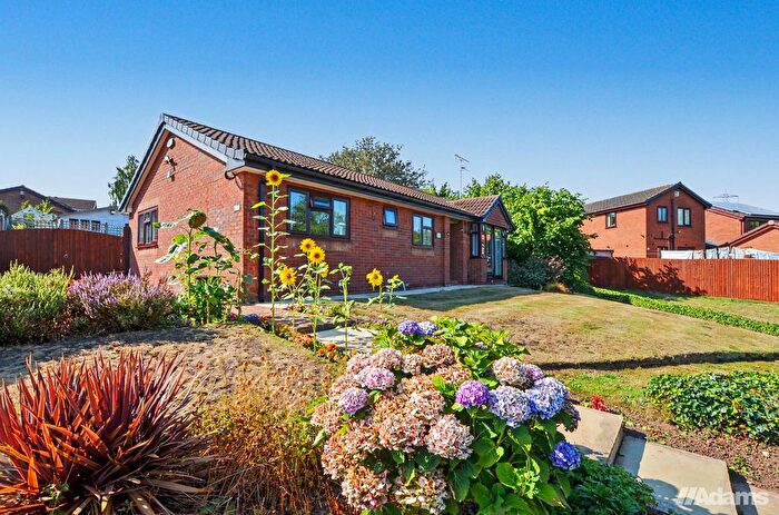 3 Bedroom Bungalow For Sale In Ledston Close, Runcorn, WA7