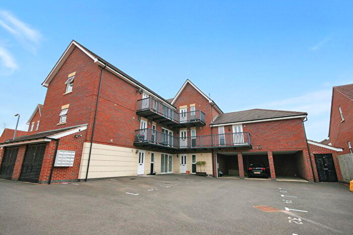 1 Bedroom Apartment To Rent In Brooks Close, Wootton Fields, Northampton, NN4