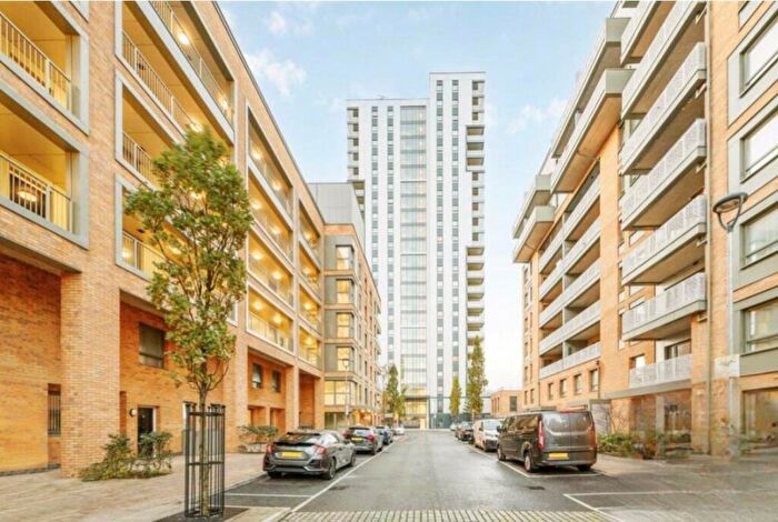 2 Bedroom Flat For Sale In Rivers Apartments, Cannon Road, Tottenham, N17