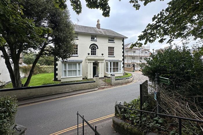 2 Bedroom Duplex For Sale In High Street, St Margarets At Cliffe, CT15