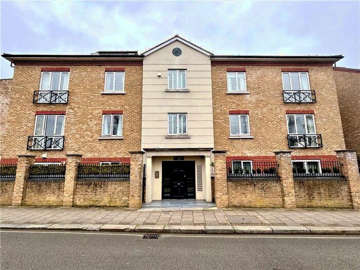 2 Bedroom Garage / Parking To Rent In Pumping Station Road, London, W4