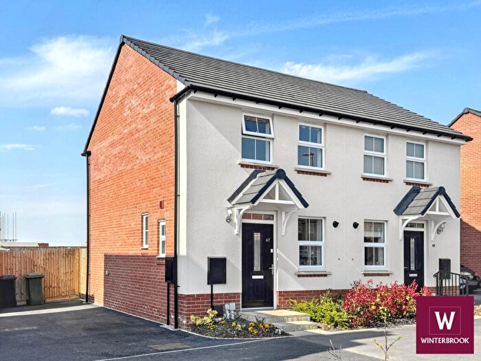 2 Bedroom Semi-Detached House To Rent In Gerard Avenue, Benson, OX10