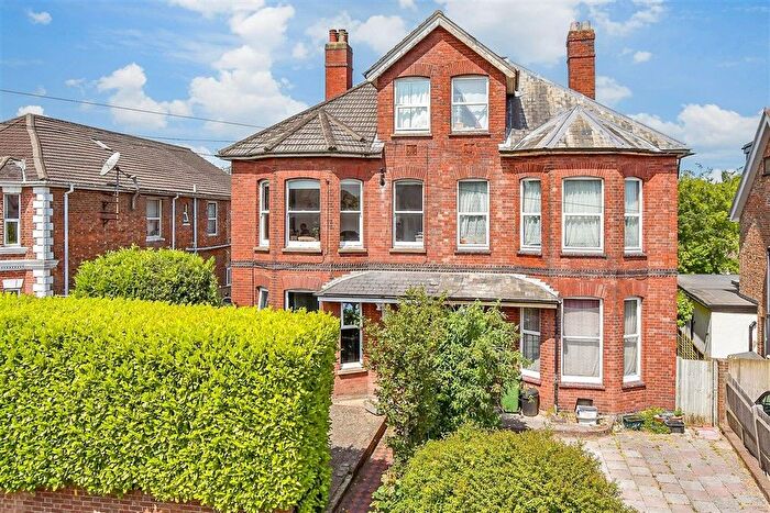 1 Bedroom Flat For Sale In Upper Grosvenor Road, Tunbridge Wells, Kent, TN1